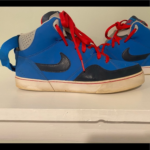 Nike Mids - Picture 11 of 13